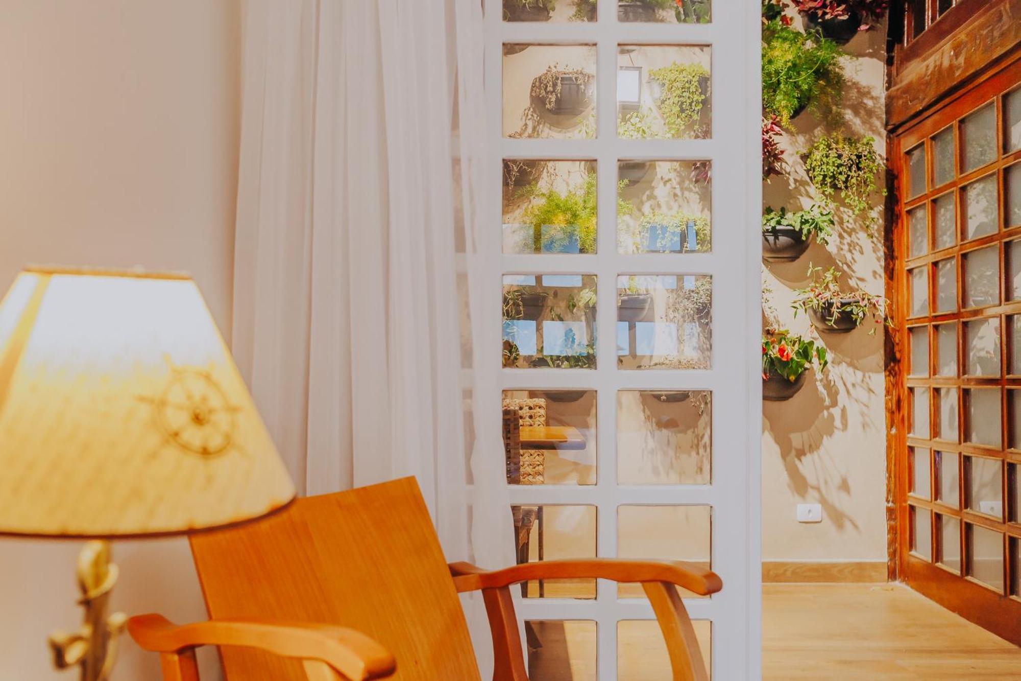 ホテル Chez Louise Et Louis Pe Na Areia ジュケイ エクステリア 写真