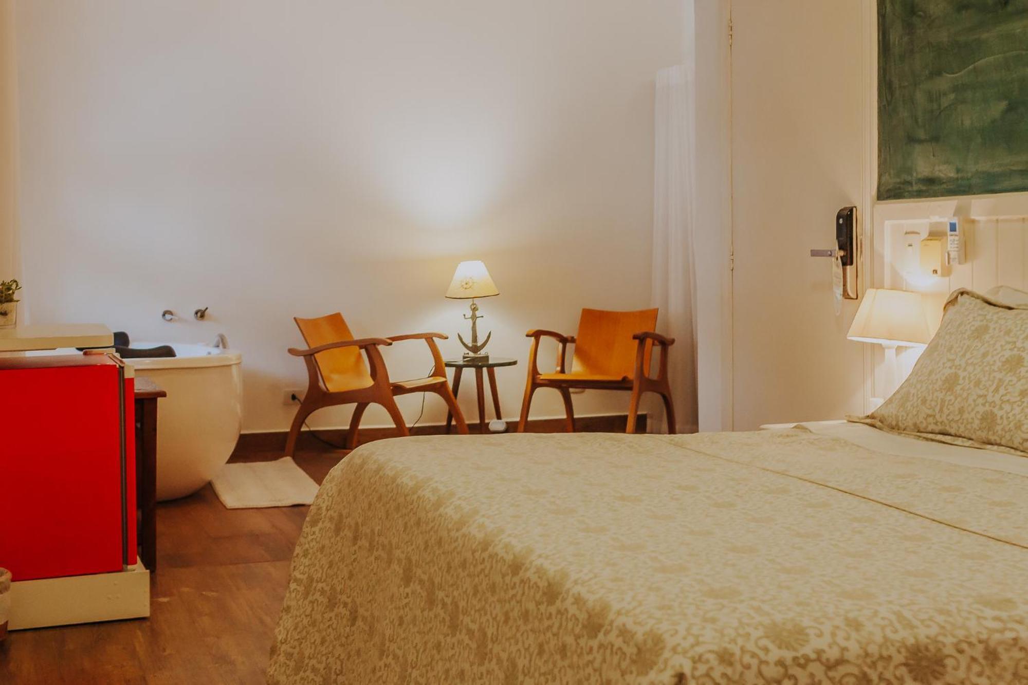 ホテル Chez Louise Et Louis Pe Na Areia ジュケイ エクステリア 写真