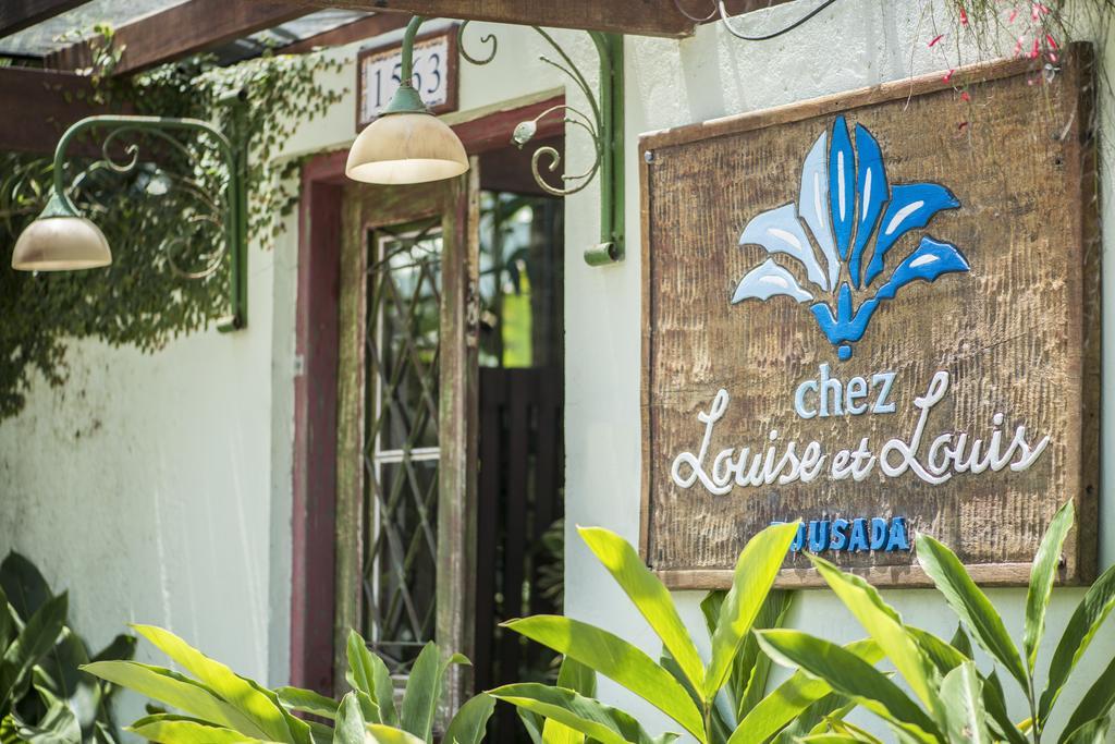 ホテル Chez Louise Et Louis Pe Na Areia ジュケイ エクステリア 写真